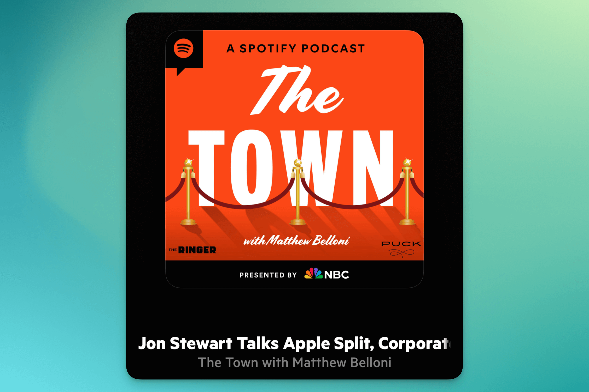 Dieses Bild zeigt einen Spotify-Podcast namens "The Town with Matthew Belloni". Gast: Jon Stewart.